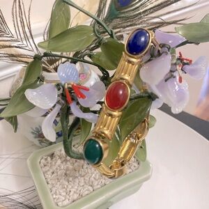 Vintage Joan Rivers Multi Color Cabochons bracelet